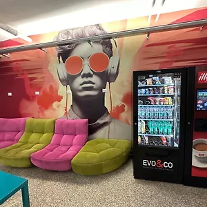 ホステル Cconforthotels Host, バーリ